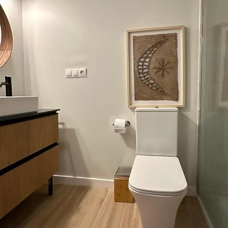 Apartment A Bright Townhouse In The Marbellamar Residential Development *
