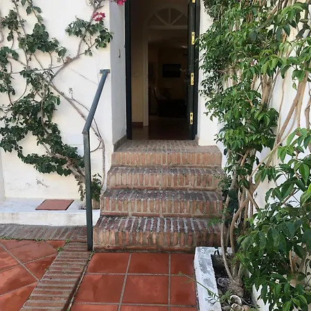 A Bright Townhouse In The Marbellamar Residential Development Apartment Marbella