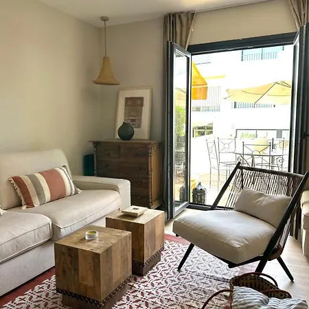 A Bright Townhouse In The Marbellamar Residential Development